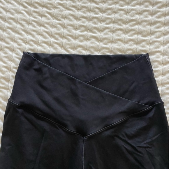 Offline by aerie crossover leggings - Picture 2 of 3